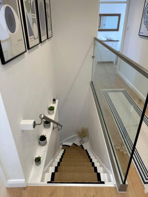 Stylish, Smart & Fun 4 Bed Home London Exterior foto