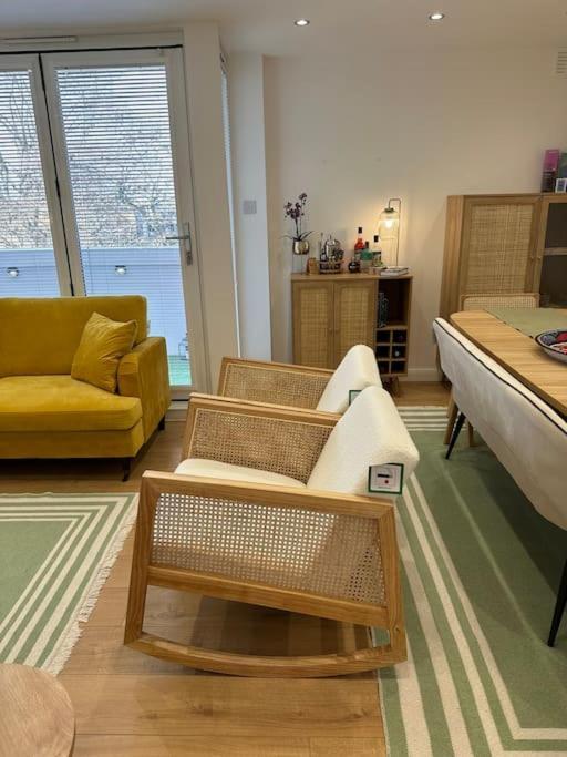 Stylish, Smart & Fun 4 Bed Home London Exterior foto